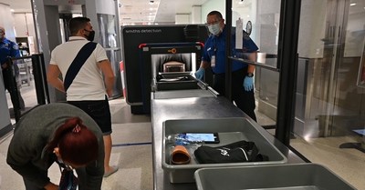 Leave Your Laptop in the Bag During Miami Airport Security Screening
