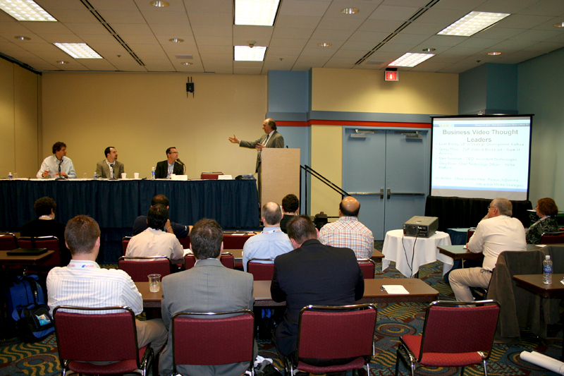 http://blog.tmcnet.com/itexpo/Wednesday%202%20003.jpg